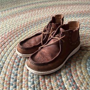 Justin lace up boots